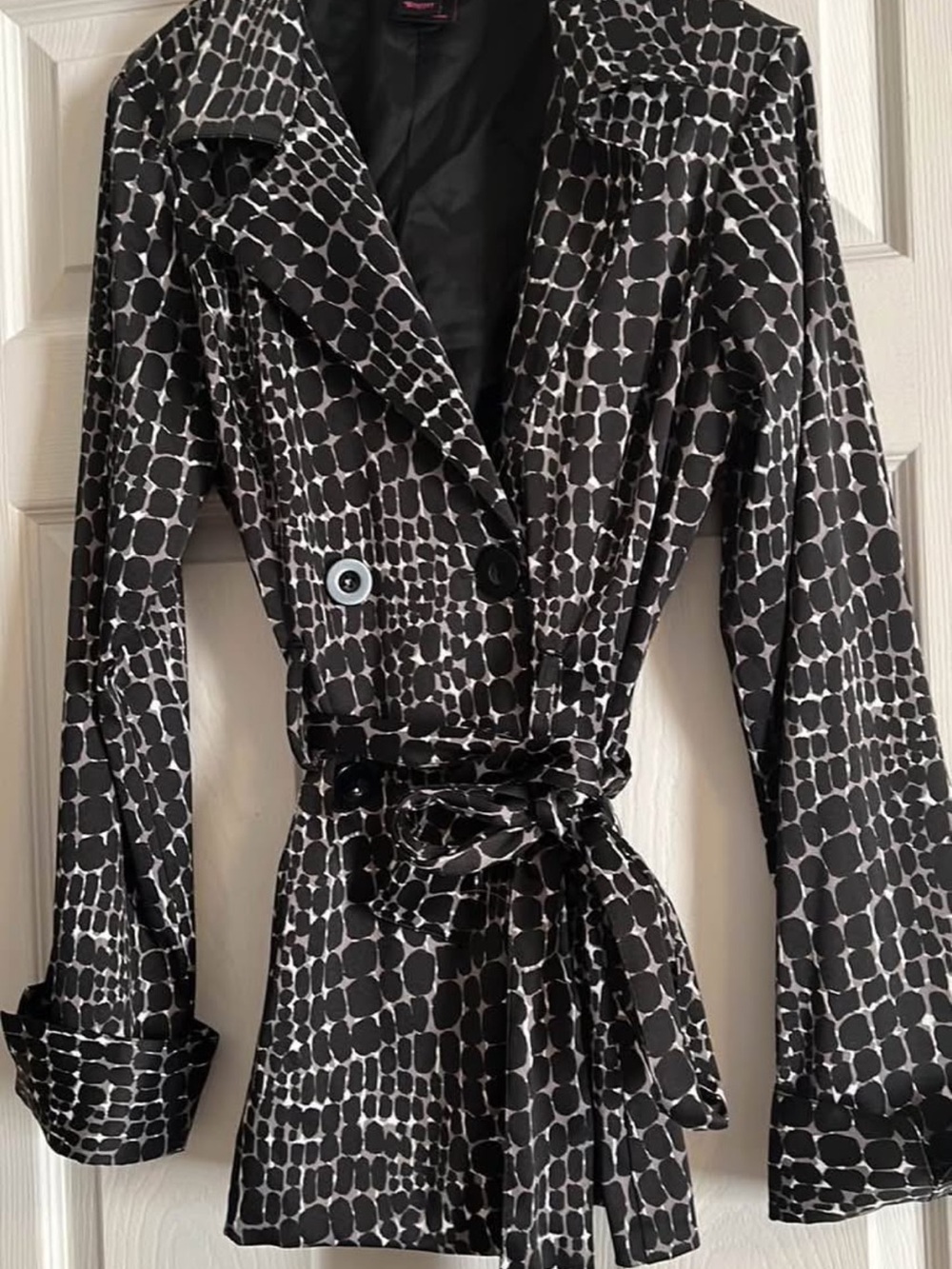 Black & White Patterned Women's Trench Coat - Belted